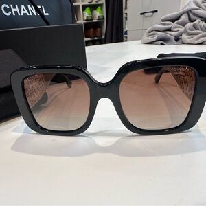 Chanel BRAND NEW Square sunglasses JEWEL TWEED